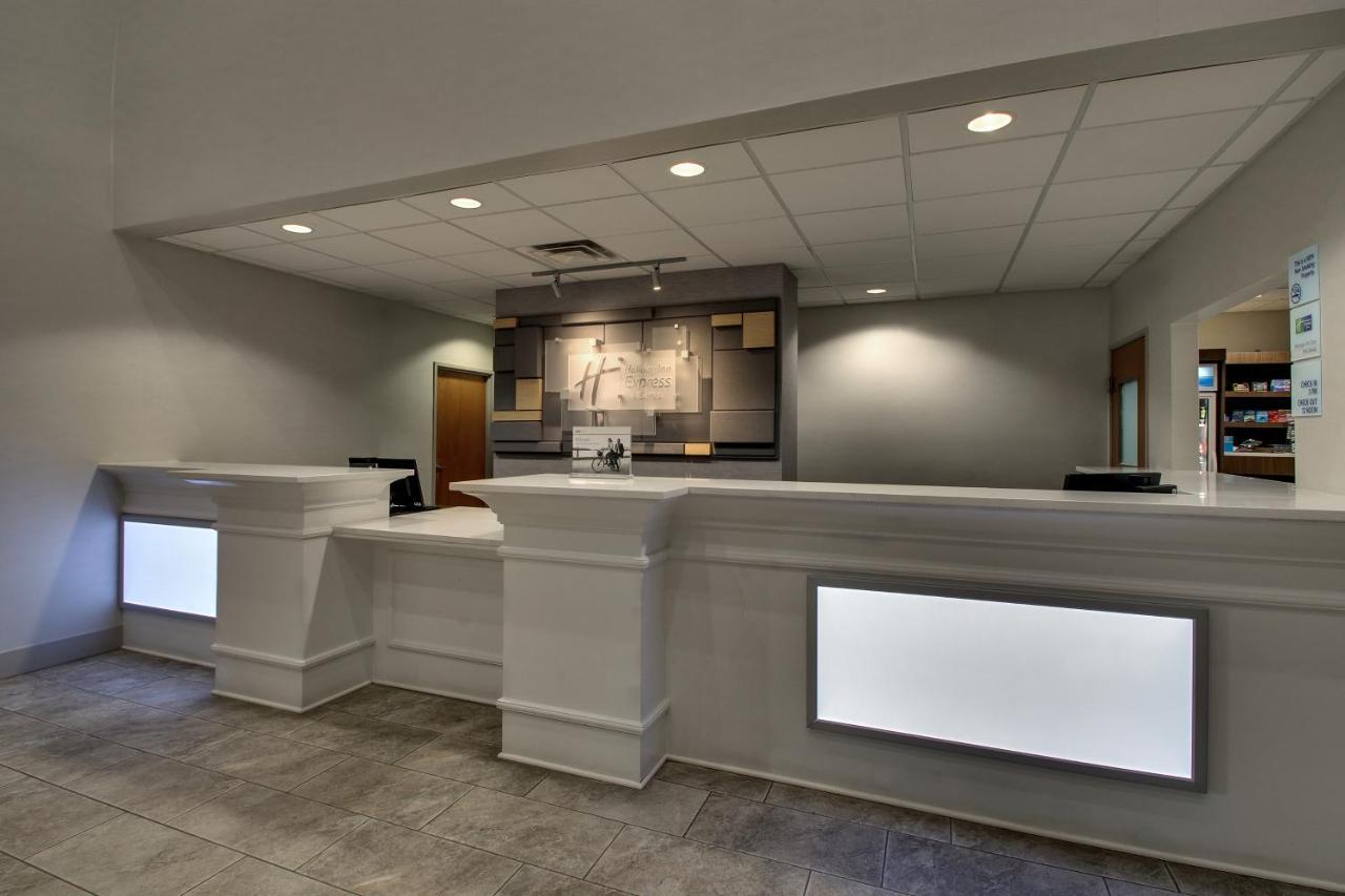 Holiday Inn Express Hotel & Suites Waukegan/Gurnee By Ihg מראה חיצוני תמונה