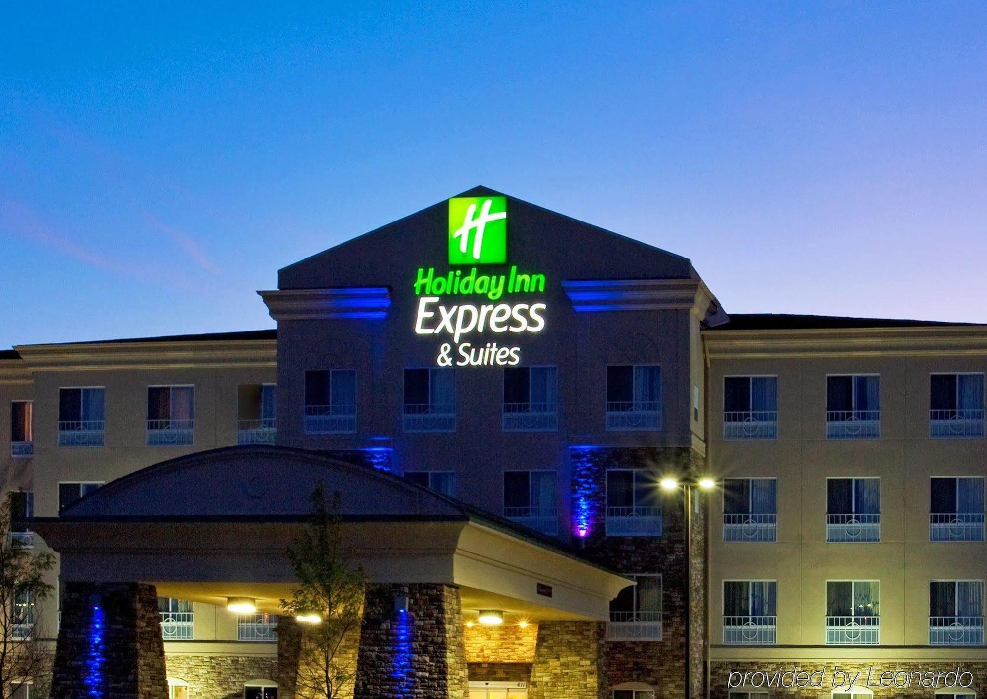 Holiday Inn Express Hotel & Suites Waukegan/Gurnee By Ihg מראה חיצוני תמונה